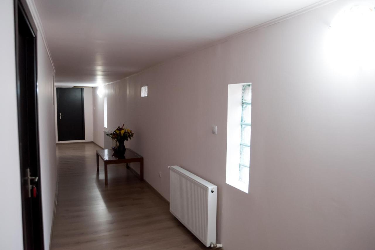 Step Inn Alba Iulia Exterior foto