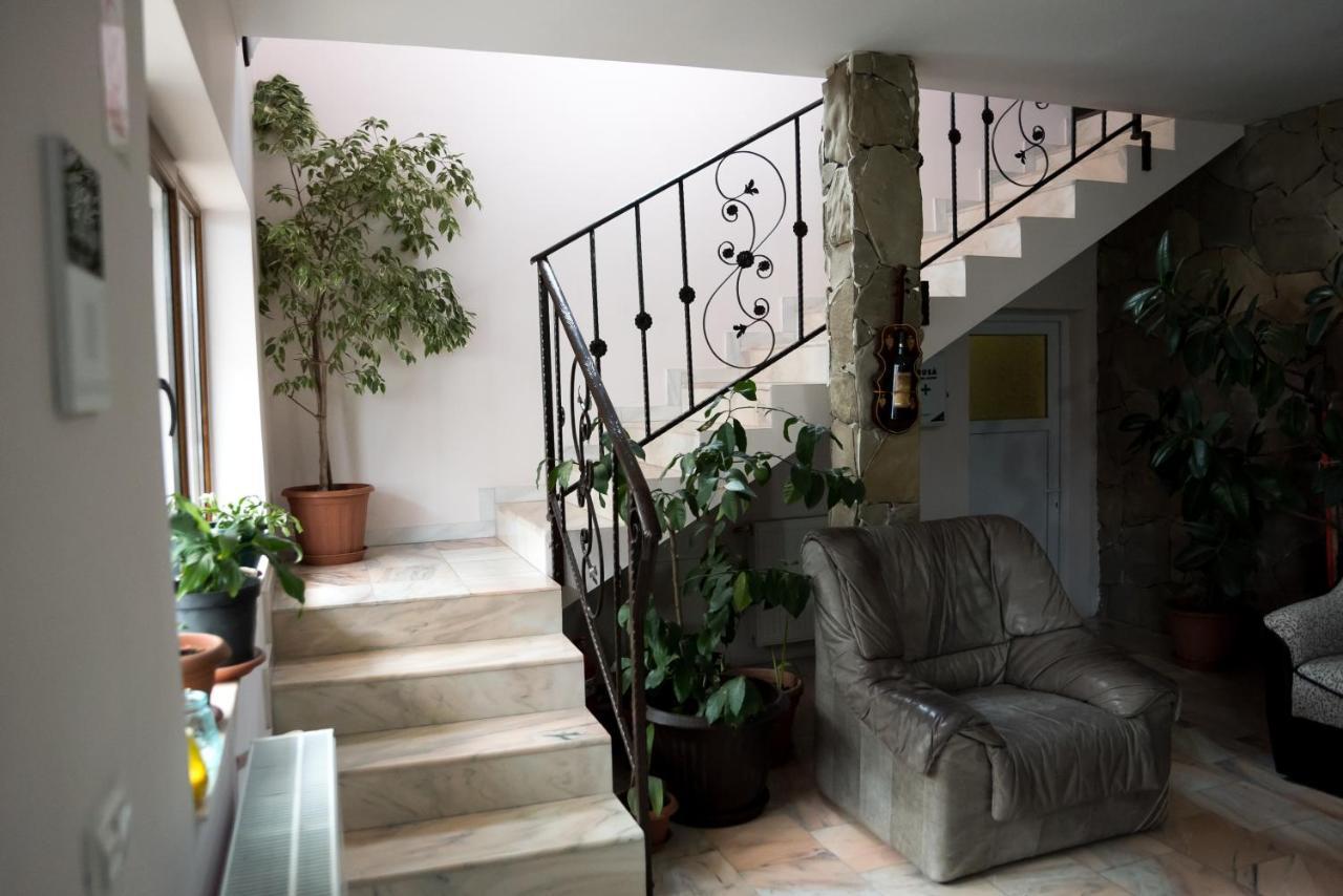 Step Inn Alba Iulia Exterior foto